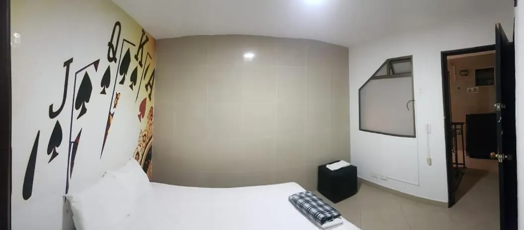 Conquistadores Home メデジン アパートホテル